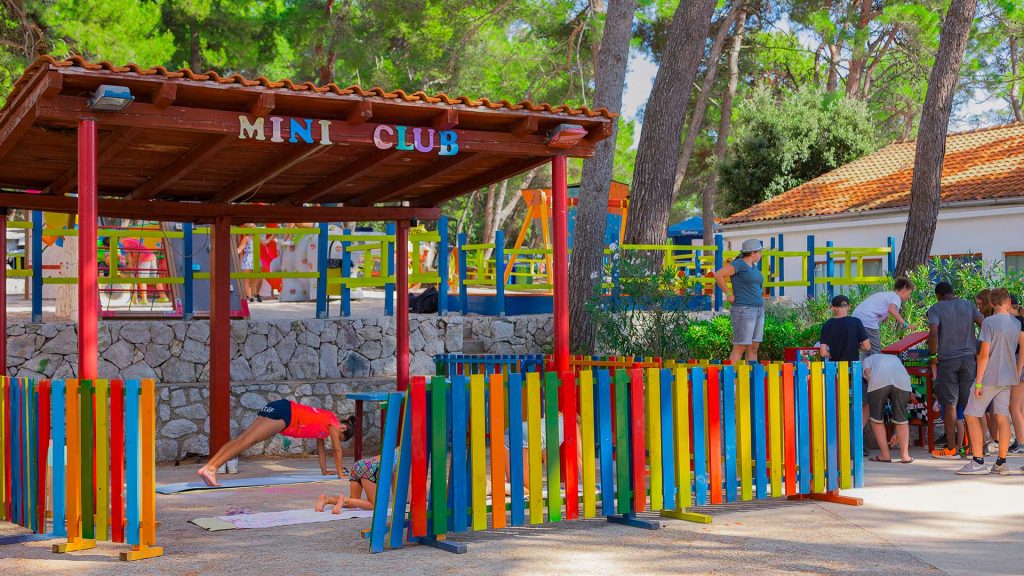 mini-club
